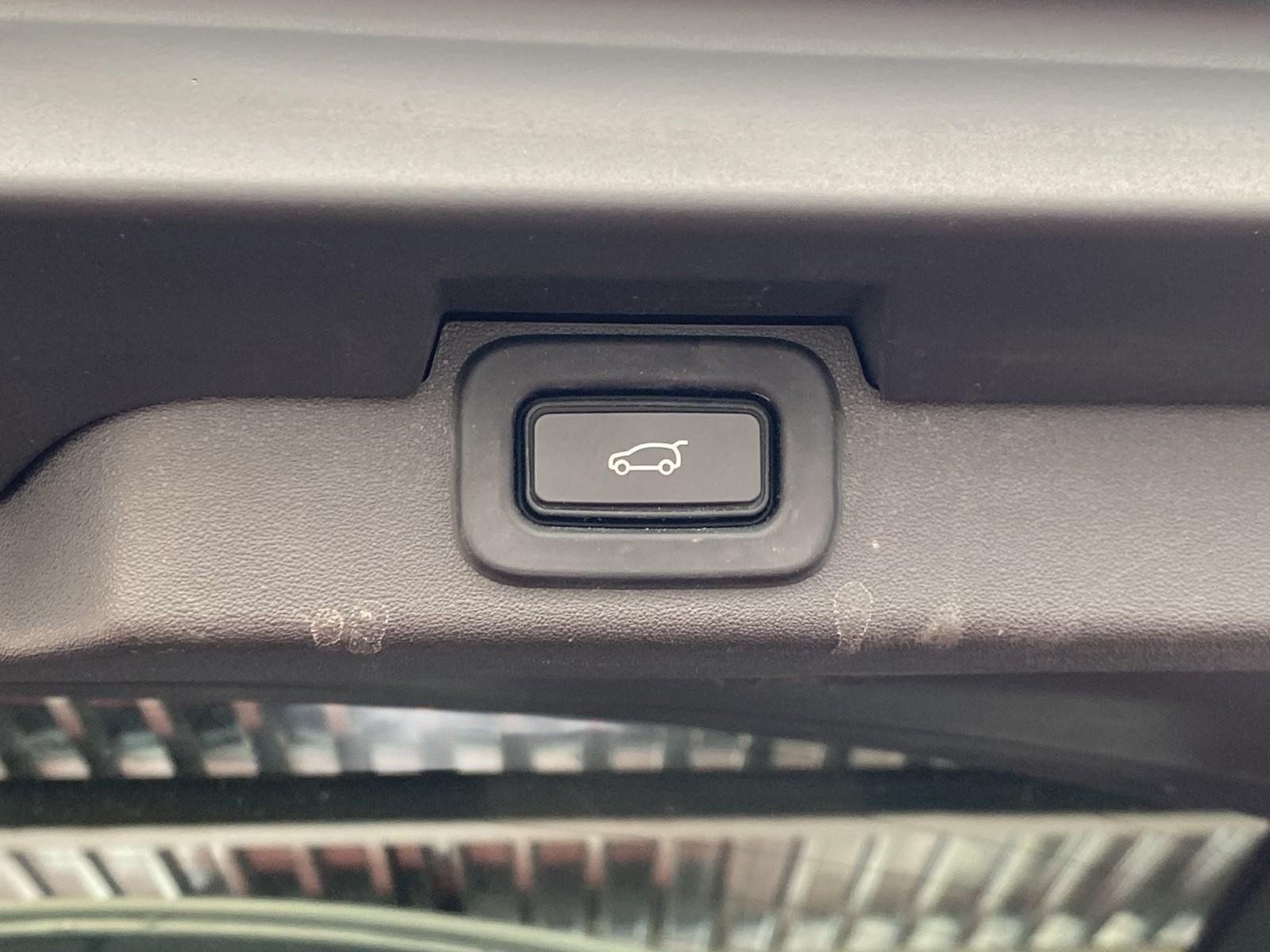 Used 2021 Land Rover Discovery HSE R-Dynamic AWD/4WD image 20