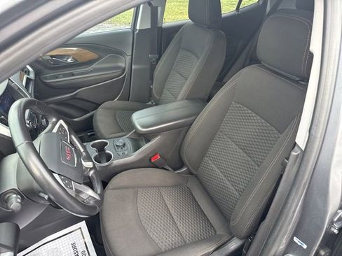 Used 2020 GMC Terrain SLE w/ Driver Convenience Package image 23