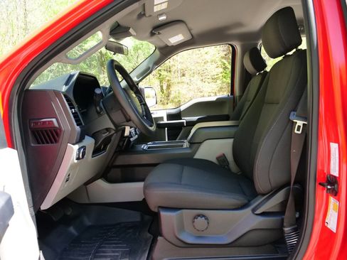 Used 2019 Ford F150 XL w/ Equipment Group 101A Mid image 17