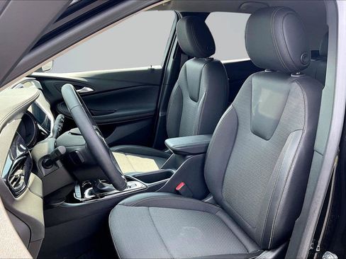 Used 2023 Buick Encore GX Preferred w/ Cold Weather Comfort Package AWD/4WD image 26