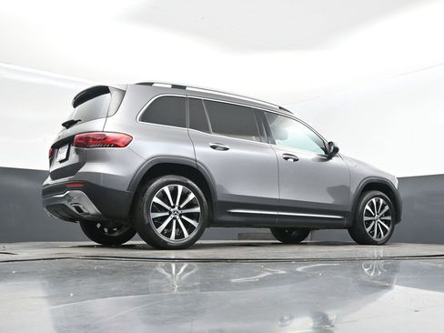 Used 2022 Mercedes-Benz GLB 250 GLB 250 image 42