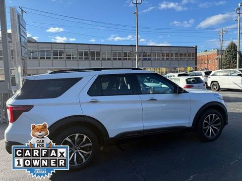 Used 2020 Ford Explorer ST w/ Premium Technology Package image 2