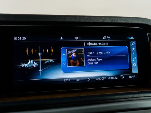 Used 2024 Mercedes-Benz G 550 G 550 image 42