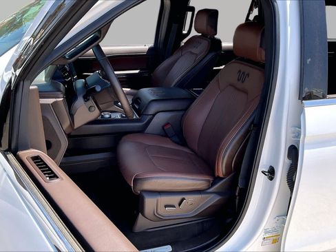 Used 2024 Ford Expedition Max King Ranch AWD/4WD image 8