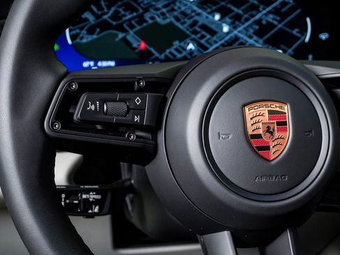 New 2025 Porsche Macan 4S Electric image 20