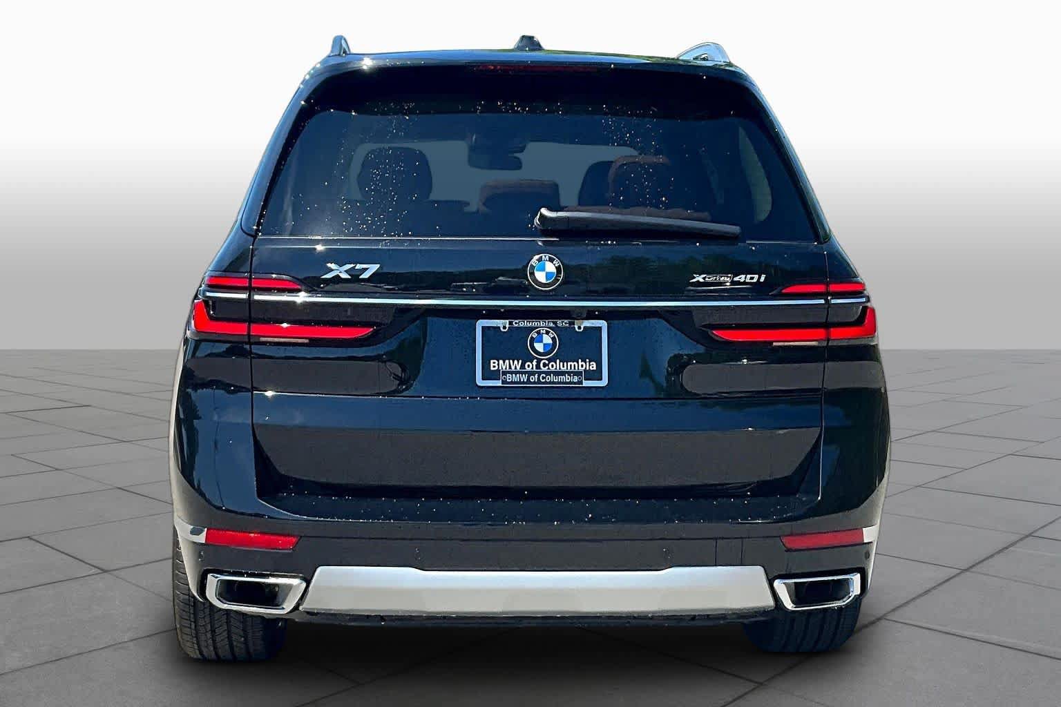 Used 2026 BMW X7 xDrive40i w/ Premium Package AWD/4WD image 4