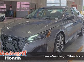 Used 2025 Nissan Altima 2.5 SV FWD video 1