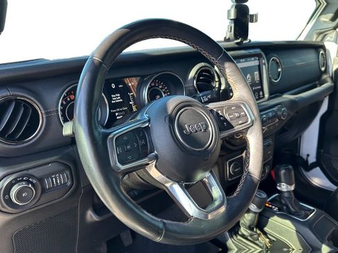 Used 2021 Jeep Wrangler Unlimited Sahara image 11