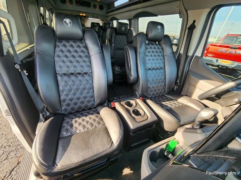 Used 2023 Ford Transit 150 Low Roof AWD image 43