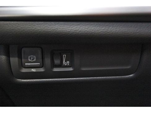 Used 2024 Cadillac XT4 Premium Luxury w/ Active Safety Package image 19