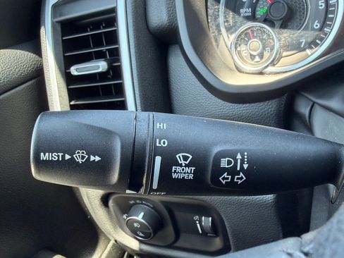 Used 2023 RAM 1500 Big Horn AWD/4WD image 27
