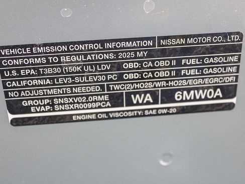 Used 2025 Nissan Sentra SR w/ Midnight Edition FWD image 27