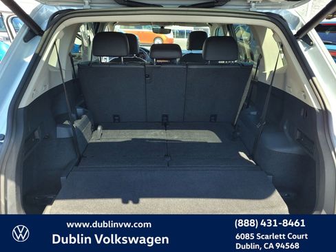 Used 2019 Volkswagen Tiguan SEL w/ 3rd Row Seat Package image 26