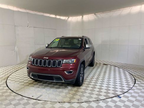 Used 2019 Jeep Grand Cherokee Limited AWD/4WD image 6