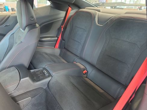 Used 2020 Chevrolet Camaro ZL1 RWD image 18