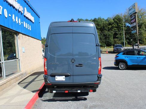 Used 2019 Mercedes-Benz Sprinter 144 image 5