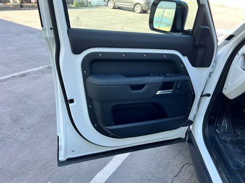 Used 2025 Land Rover Defender 110 S AWD/4WD image 20