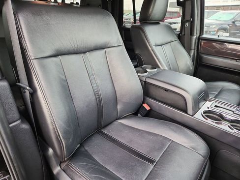 Used 2017 Lincoln Navigator L Reserve image 14