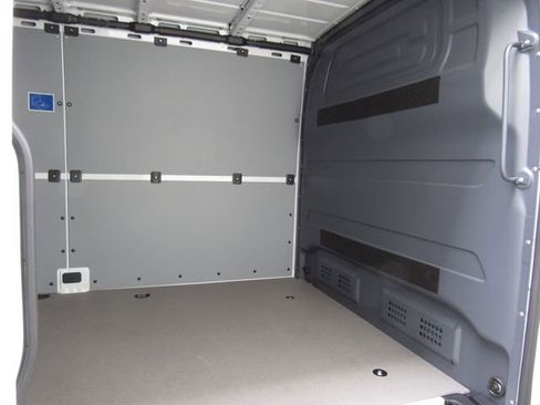 Certified 2025 Mercedes-Benz Sprinter 2500 image 19
