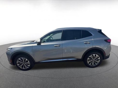 Used 2024 Buick Envision Preferred AWD/4WD image 9