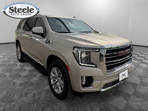 Used 2022 GMC Yukon SLT w/ SLT Premium Package AWD/4WD image 7