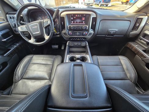 Used 2015 GMC Sierra 3500 Denali image 10