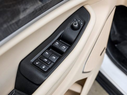 Used 2021 Jeep Grand Cherokee L Limited w/ Luxury Tech Group II image 55