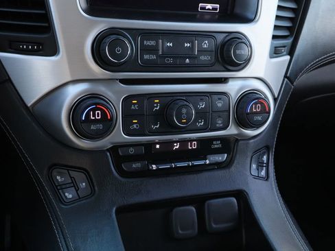 Used 2017 GMC Yukon SLT w/ Open Road Package image 15