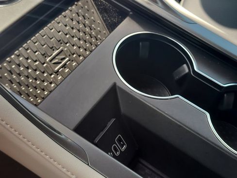 Certified 2025 Lincoln Nautilus Premier AWD/4WD image 24