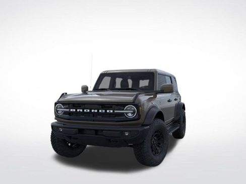New 2026 Ford Bronco Outer Banks w/ Sasquatch Package AWD/4WD image 1