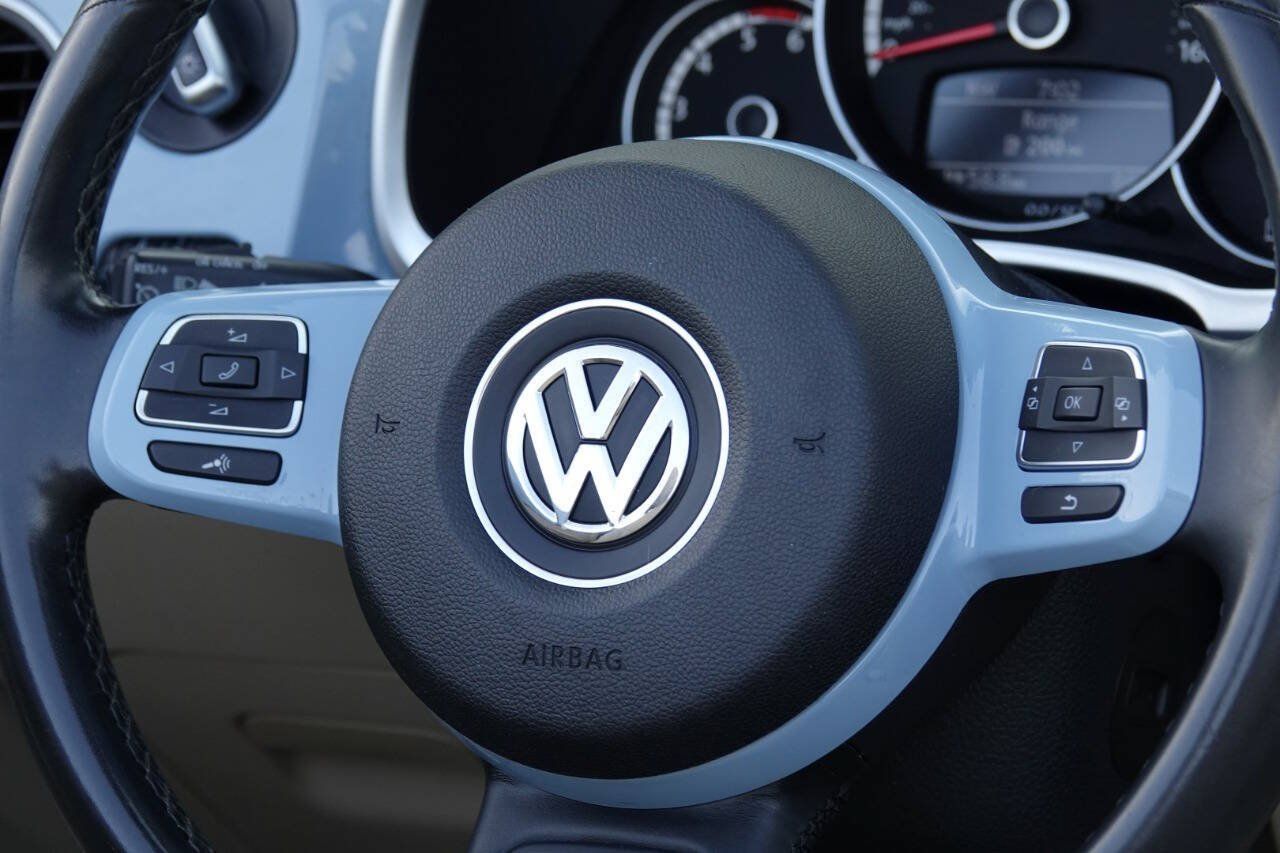 Used 2014 Volkswagen Beetle TDI FWD image 67