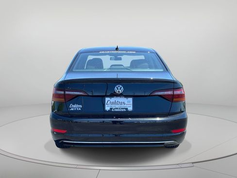 Used 2019 Volkswagen Jetta SE FWD image 4