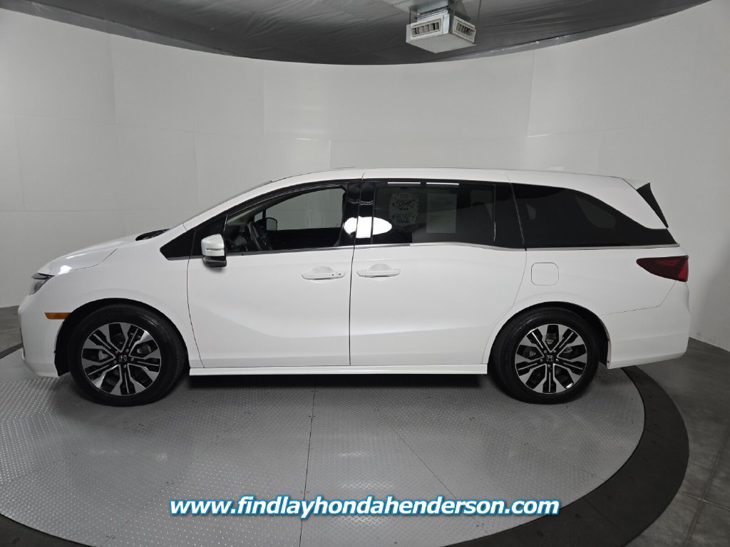 Certified 2026 Honda Odyssey Elite image 3