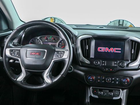 Used 2022 GMC Terrain SLT w/ LPO, Floor Liner Package AWD/4WD image 17