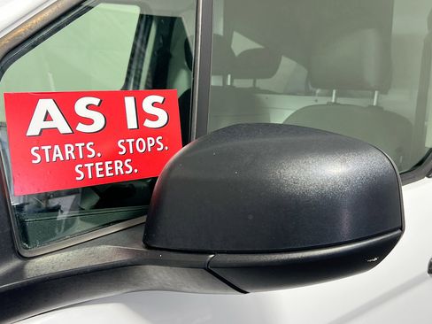 Used 2015 Ford Transit Connect XLT image 12