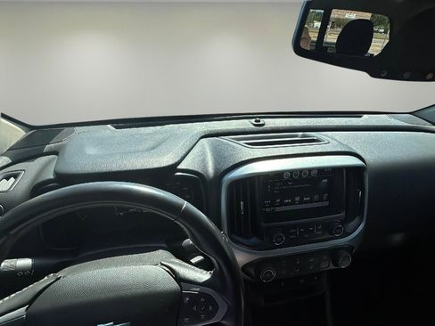 Used 2016 Chevrolet Colorado LT w/ LT Convenience Package image 6