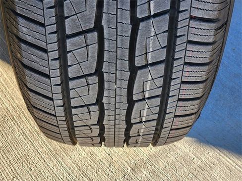 Used 2024 Chevrolet Silverado 1500 Custom image 12