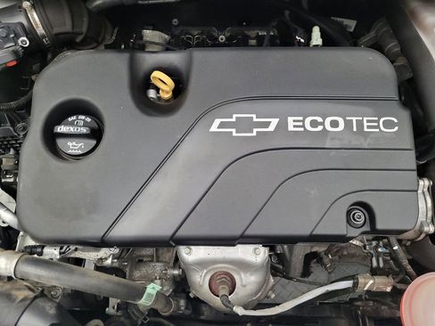 Used 2020 Chevrolet Spark LT image 30