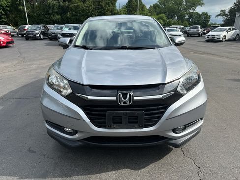 Used 2017 Honda HR-V EX image 8