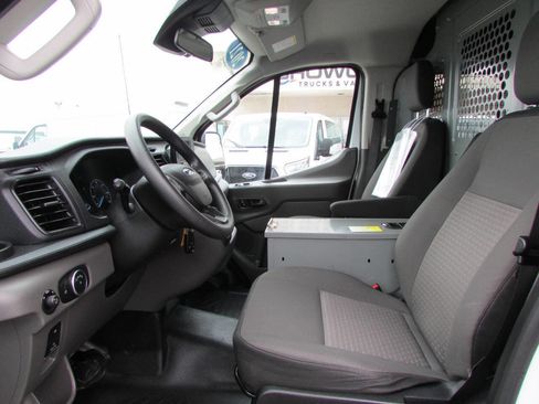 Used 2021 Ford Transit 150 Low Roof RWD image 12