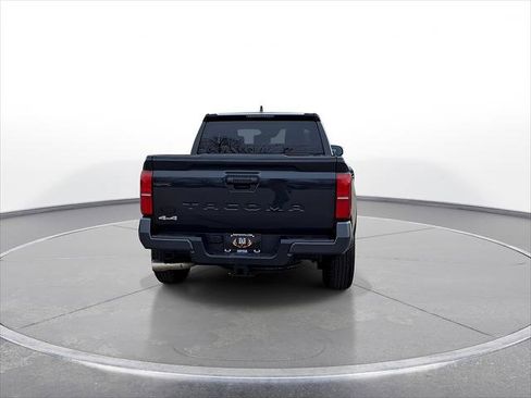 Used 2025 Toyota Tacoma SR5 image 7