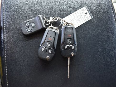 Used 2022 Ford F250 Lariat w/ Lariat Value Package image 23