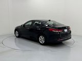Used 2017 Kia Optima LX image 4