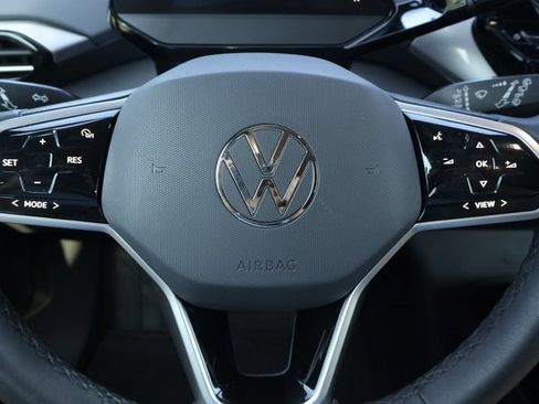 Used 2023 Volkswagen ID.4 Pro S image 19