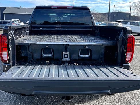 Used 2024 GMC Sierra 1500 Elevation w/ X31 Off-Road Package AWD/4WD image 25