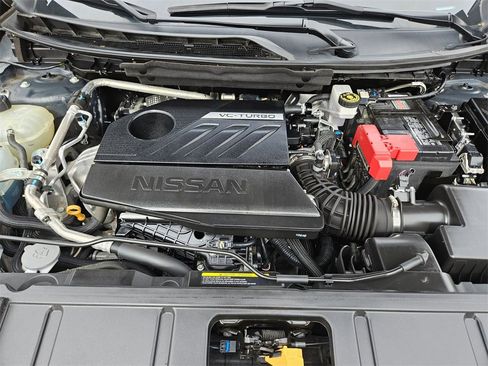 Used 2023 Nissan Rogue S image 23