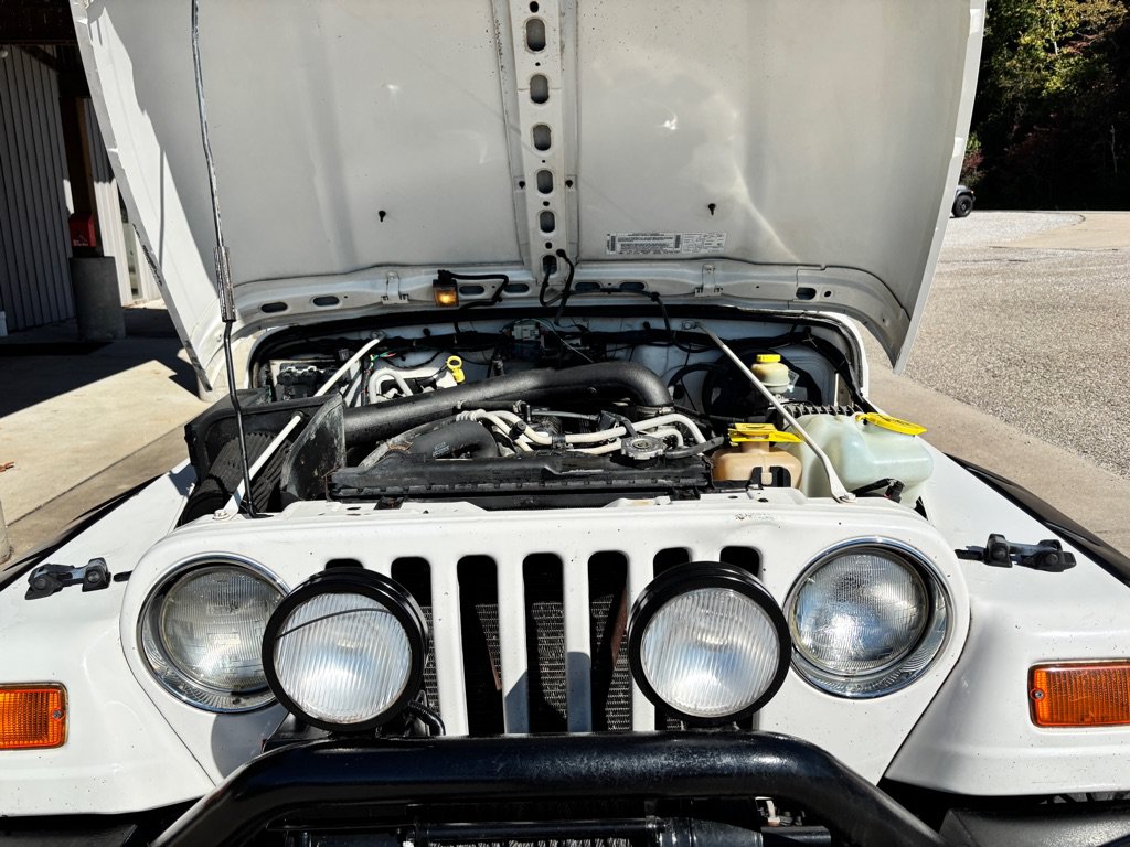 Used 2003 Jeep Wrangler X AWD/4WD image 7