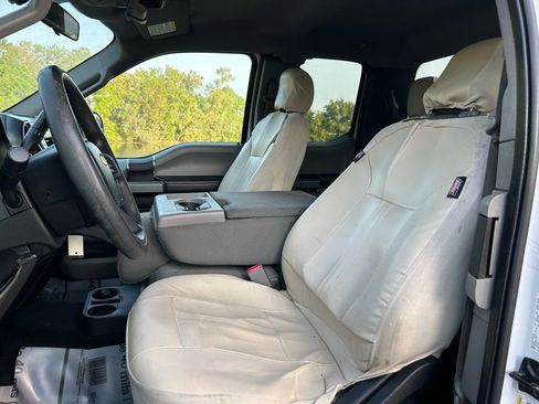 Used 2016 Ford F150 XLT w/ Trailer Tow Package image 13