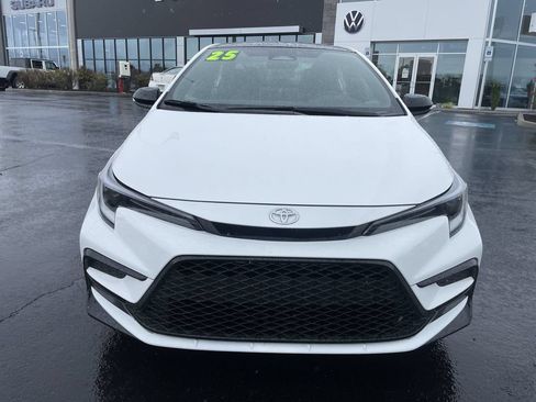Used 2025 Toyota Corolla FX w/ Convenience Package FWD image 2