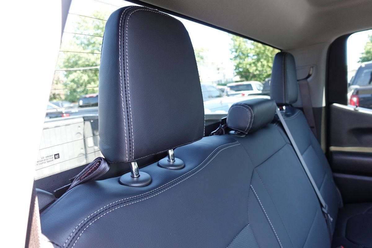 Used 2024 GMC Sierra 1500 Pro w/ Graphite Edition AWD/4WD image 31